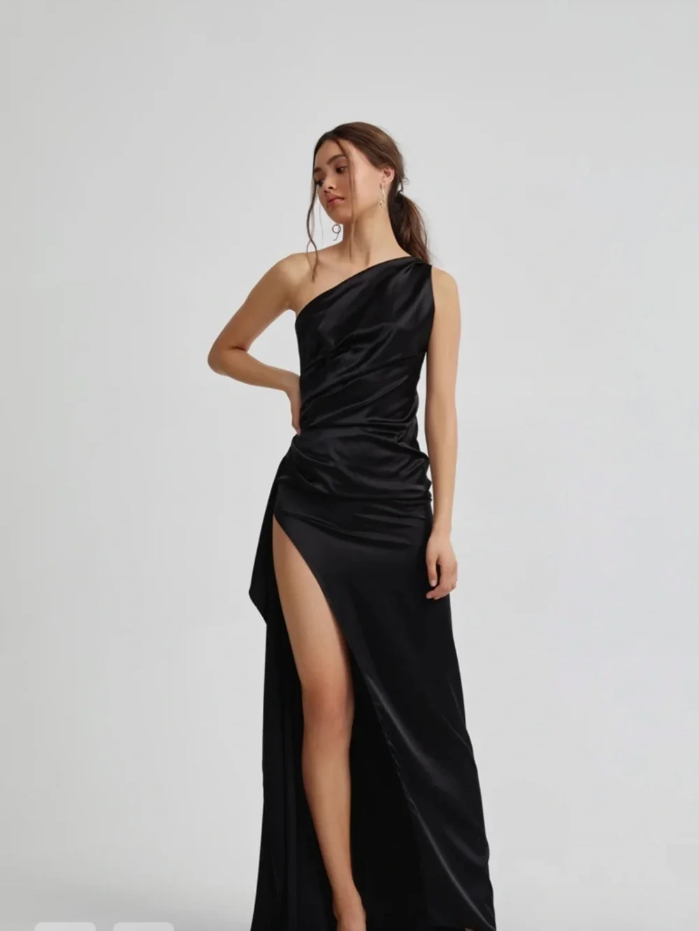 Lexi Samira Dress - Picture 5 of 5